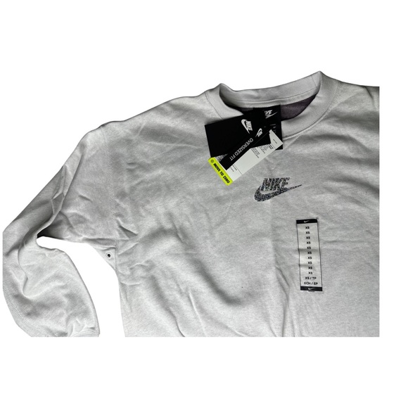 Nike Sportswear Women’s Crew Grey Activewear Casual Crewneck CU6403-094 Size XS - Picture 2 of 5